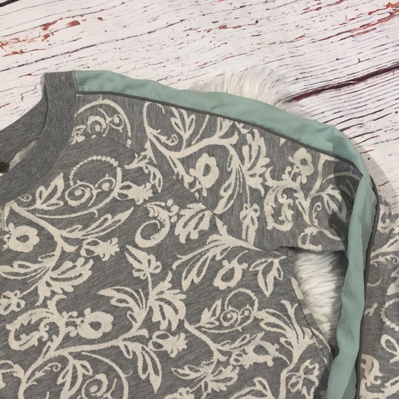 Soft Surroundings Gray and Cream Sweatshirt - Picture 7 of 11